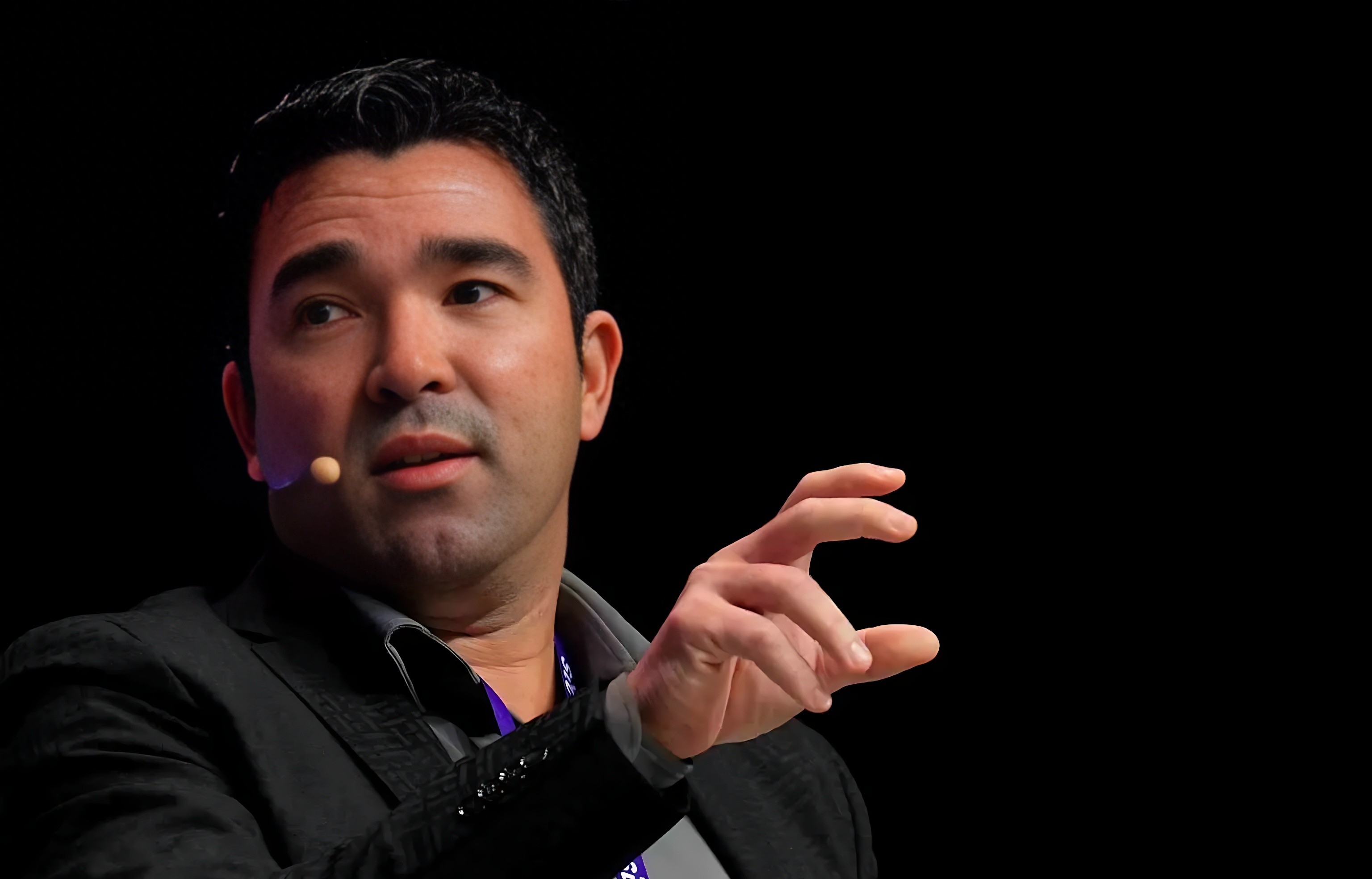 包含赛后德甲传出新动向，巴塞罗那临场应变，管理层表态：底气十足，赛程密集仍需轮换的词条乐鱼体育